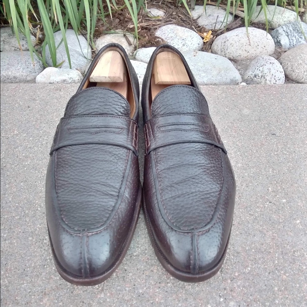Gravati peccary loafers size 11. Vibram soles.